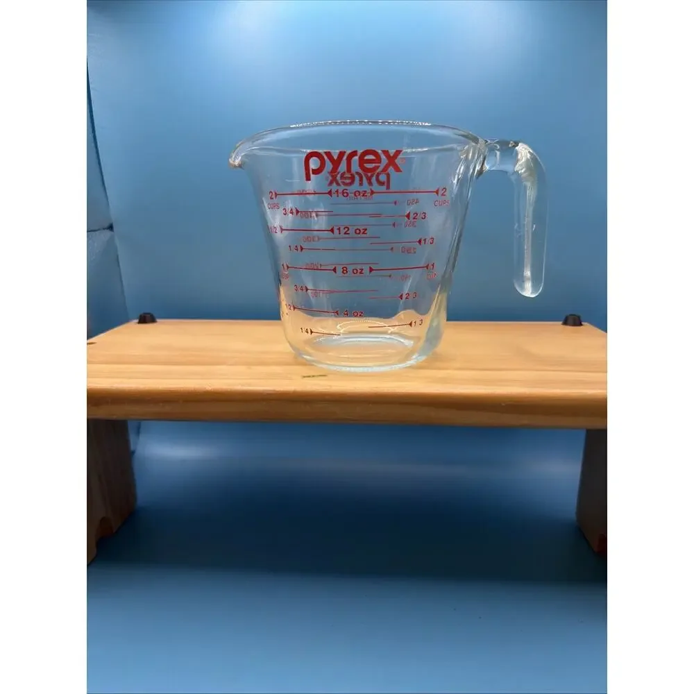 Pyrex Glass 2-Cup Measuring Cup with Red Graphics: PreOwned